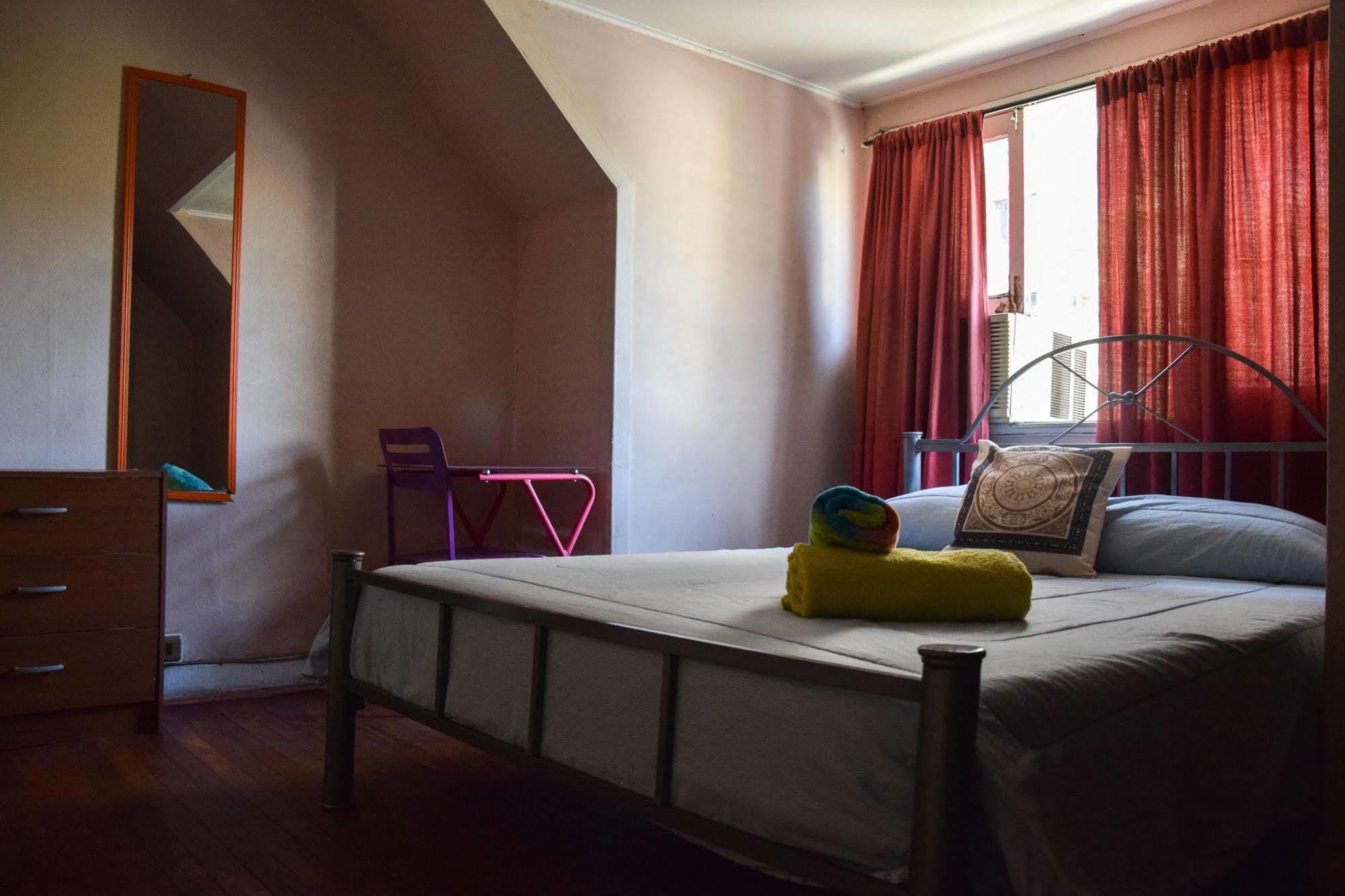 Atacama Backpackers Santiago