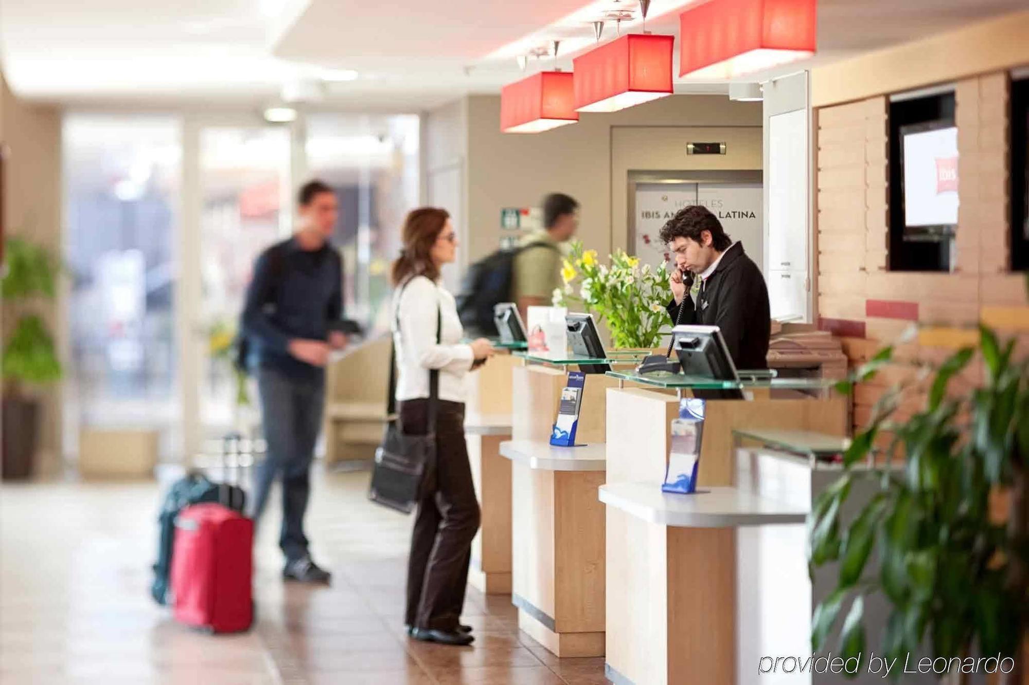 Hotel Ibis Estacion 3*