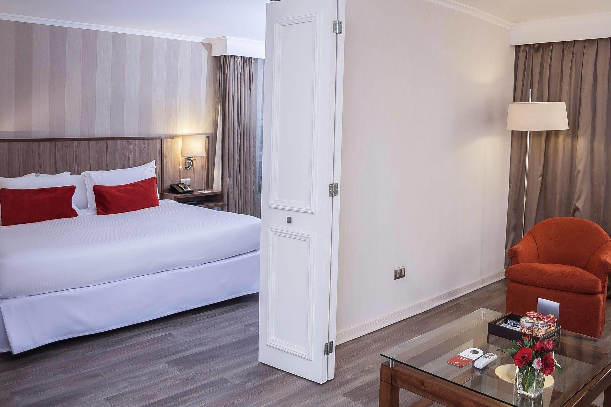 Plaza El Bosque San Sebastian 4*