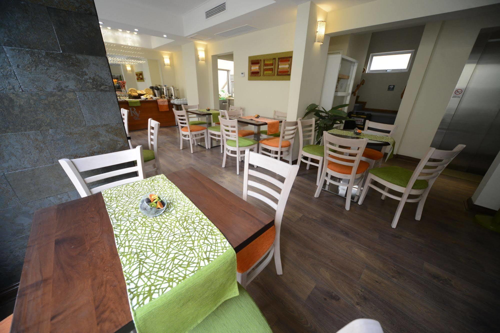 Boutique Reyall Hotel 3*