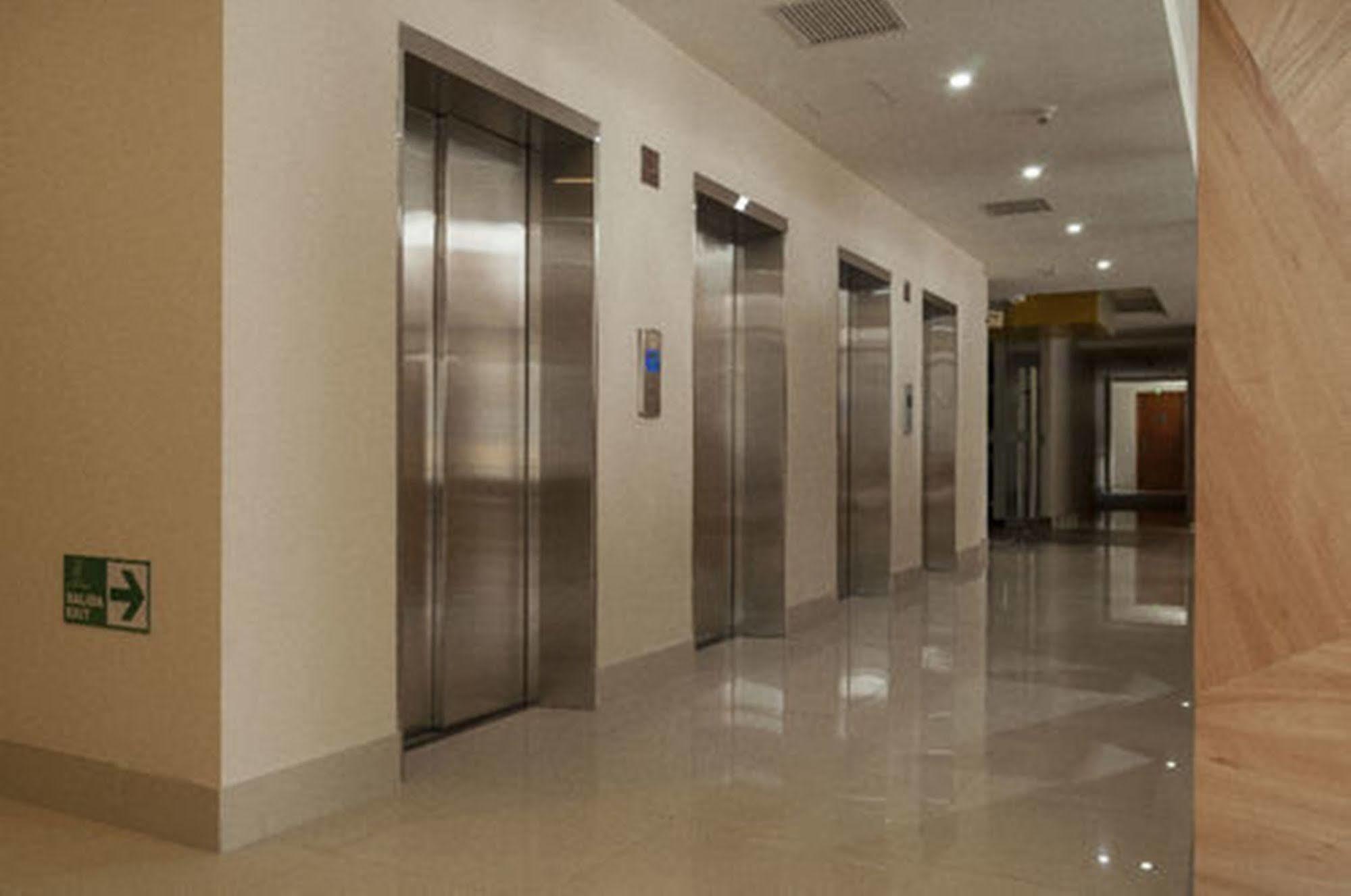 Hotel Hotel Diego De Almagro Providencia 4*