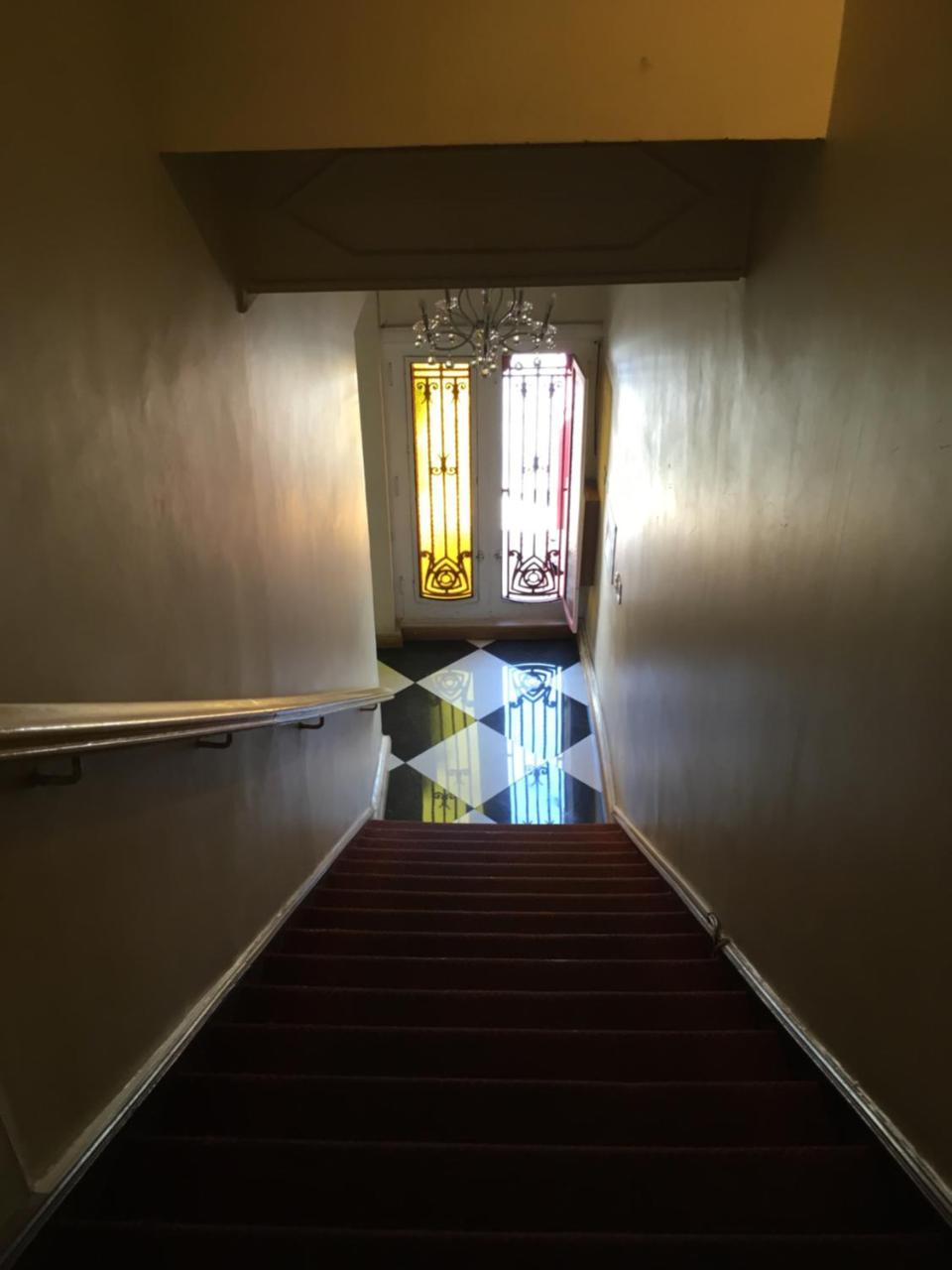 Khách sạn tình yêu Vertigo *