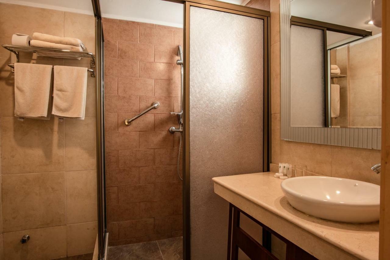 Libertador Hotel 3*