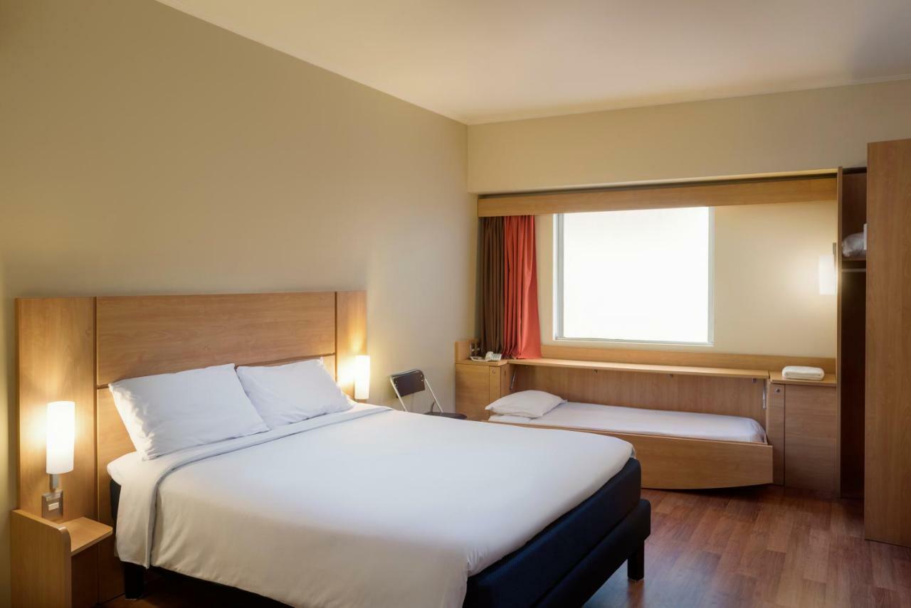 Hotel Ibis Estacion 3*