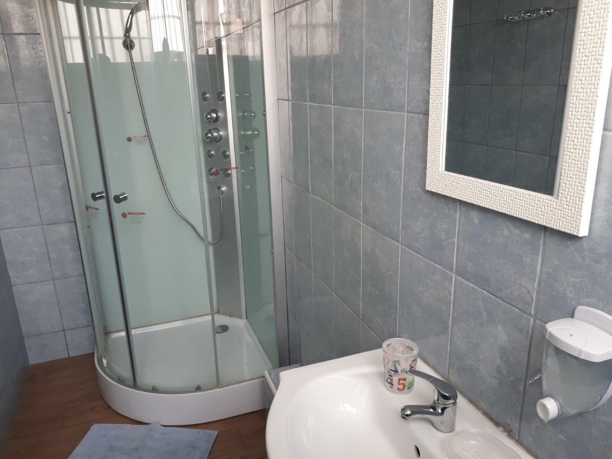 Sierra Bella Khách sạn 2*