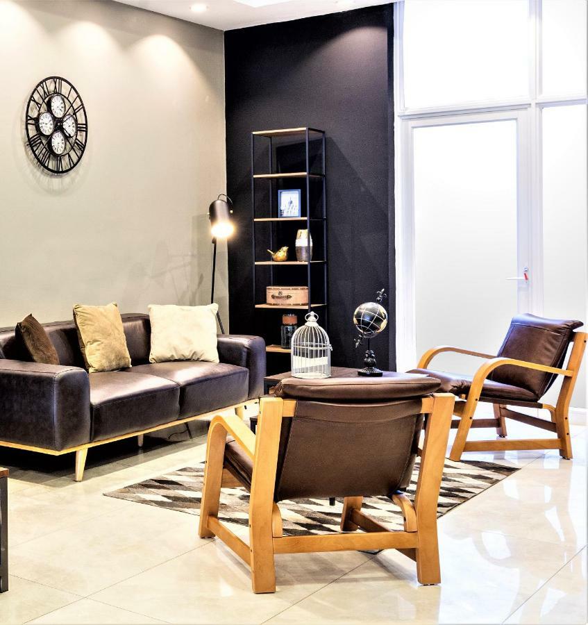 Hotel Nobile Estacion Santiago