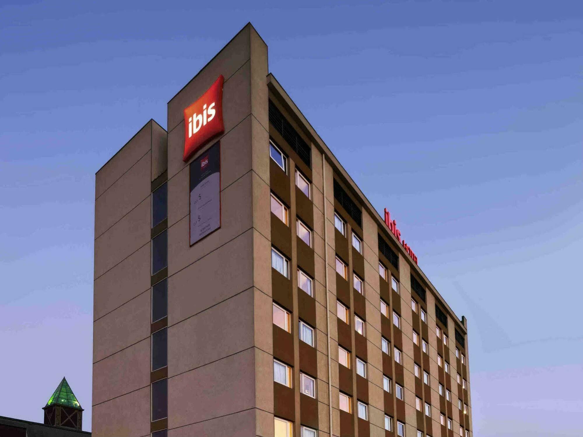 Ibis Estacion Hotel 3*
