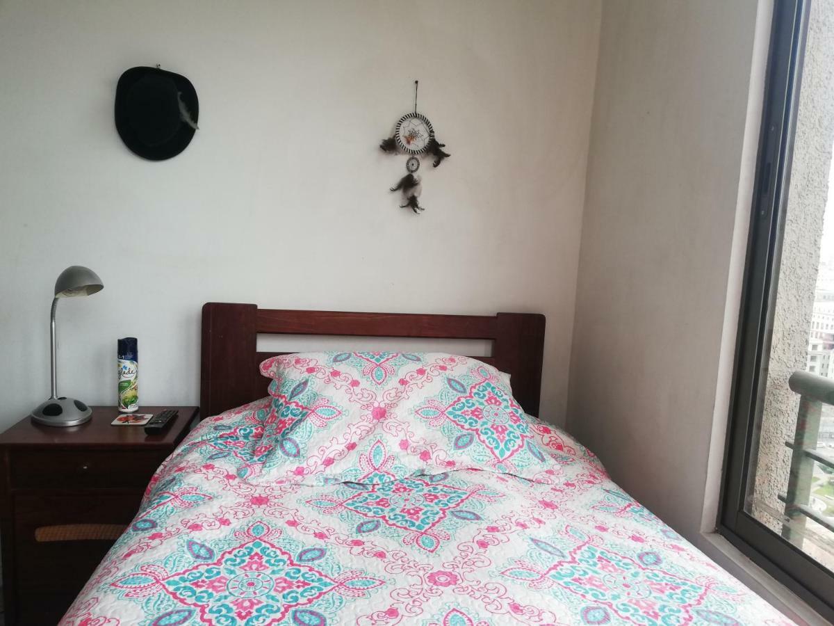 Homestay Privada Con Bano Privado En Centro Historico Santiago