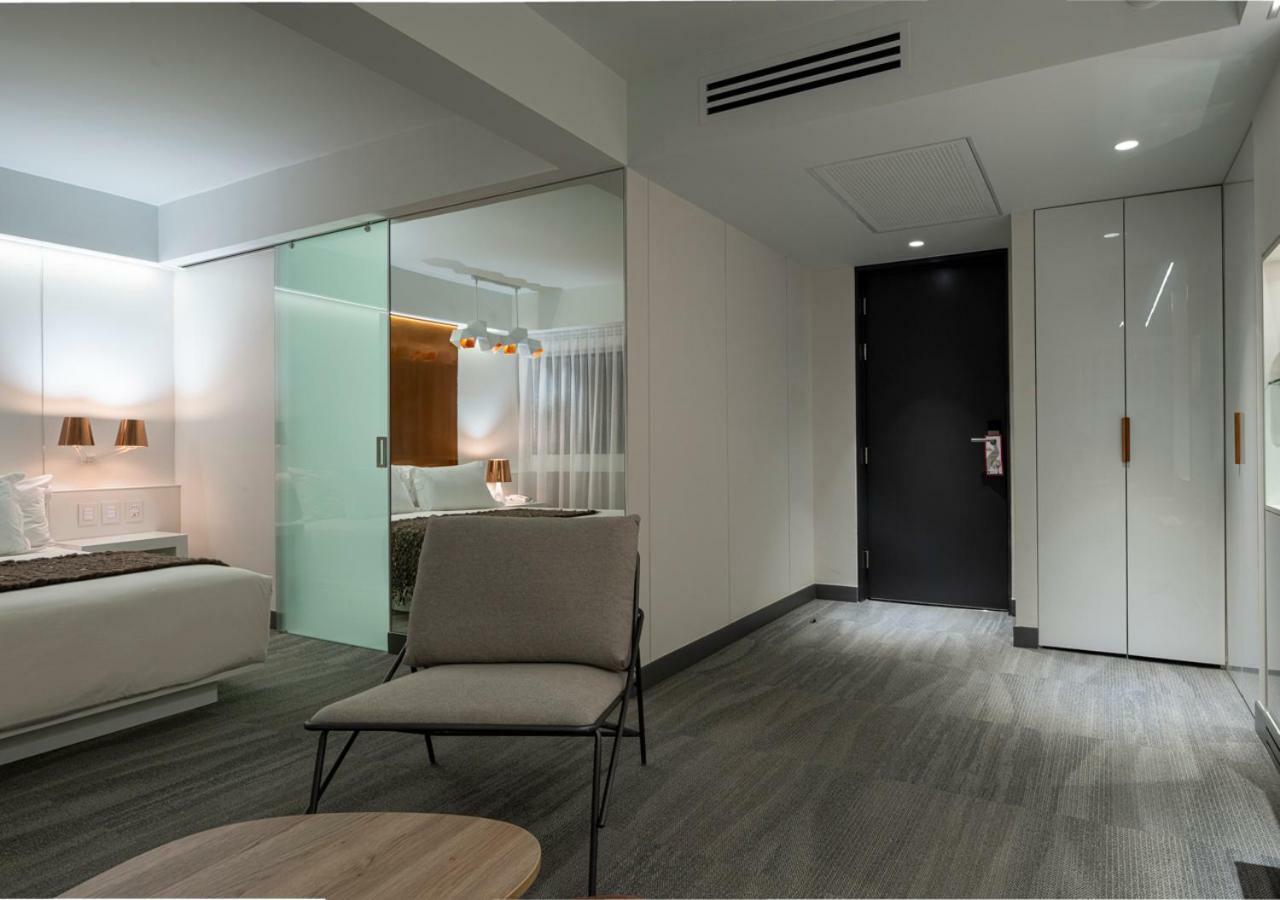 45 By Director Hotel Santiago