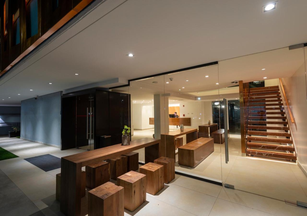 45 By Director 4* Santiago