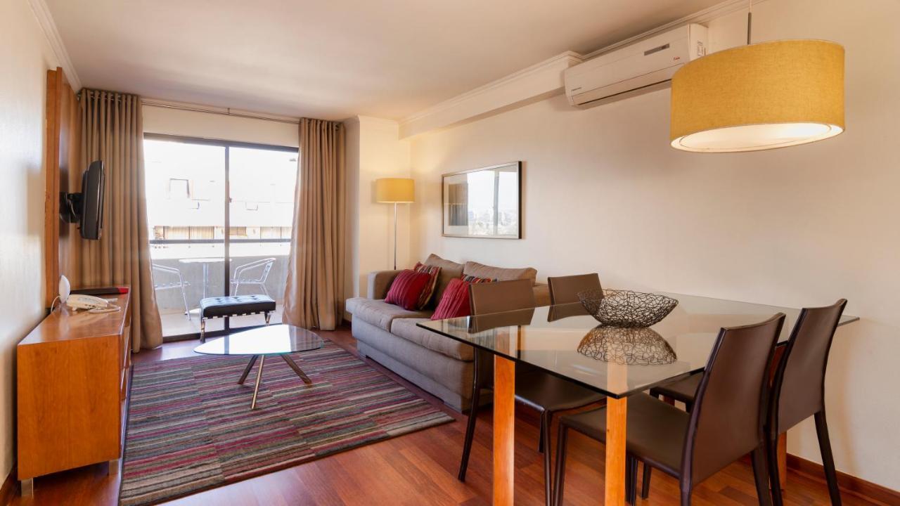 Aparthotel Essential By Time & Santiago