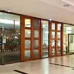 Familiar En El Centro De Santiago 16 B
