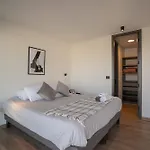 Elegancia En Las Condes 2D2B Con Estilo