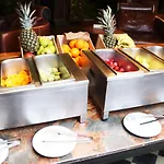 Hotel Y Centro De Eventos Manquehue Las Condes