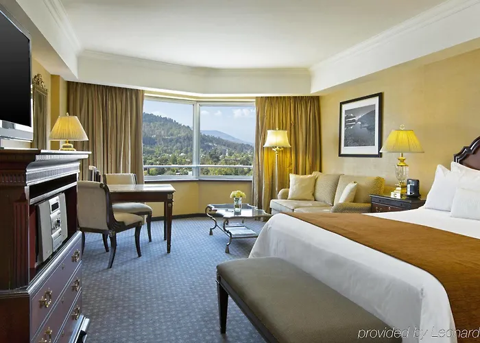 San Cristobal Tower - A Luxury Collection Hotel