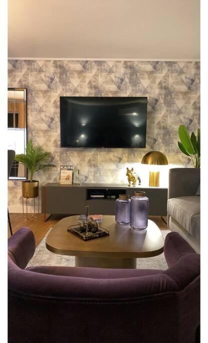 Luxury Apartment, Piso 34, De Lujo. Apartamento