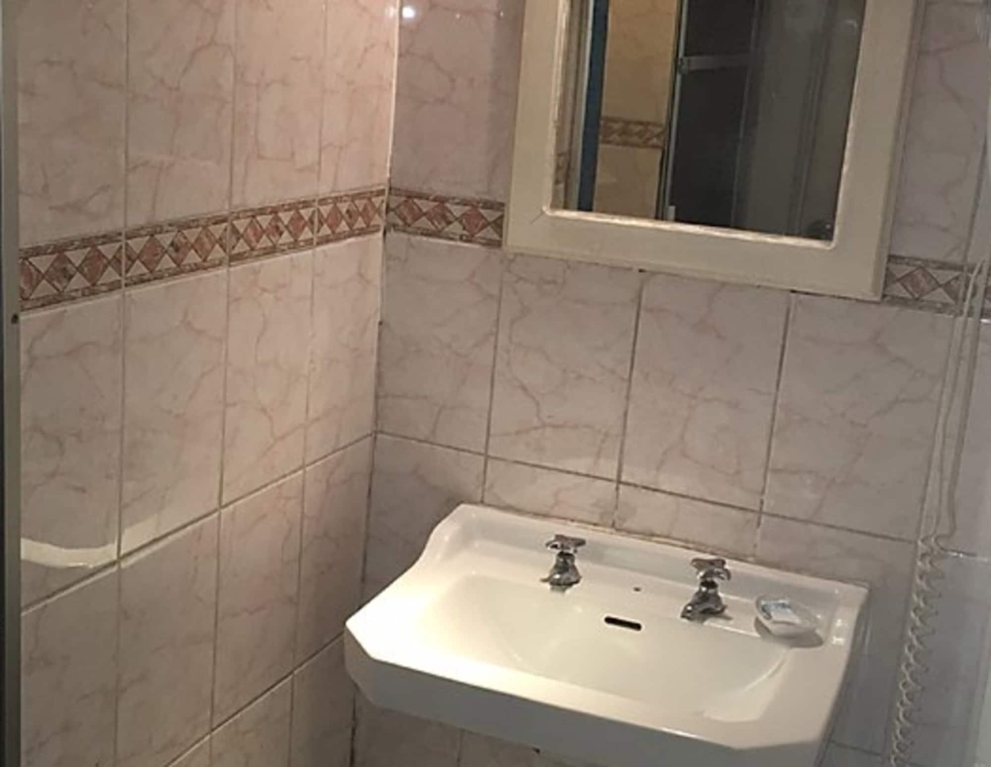 Quito Khách sạn 3*