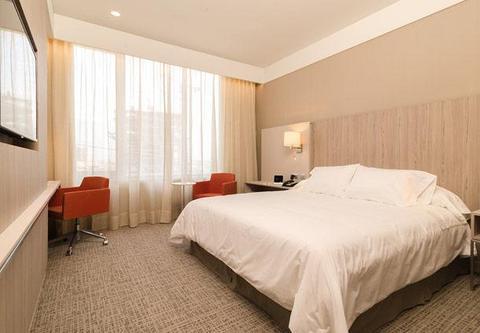 Courtyard By Marriott Condes Hotel Santiago de Chile