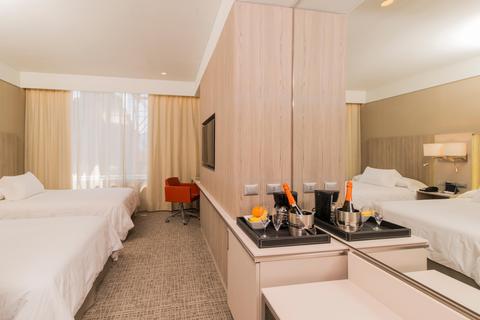 Hotel Courtyard By Marriott Condes 4*