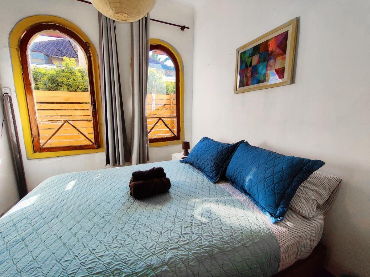 Mondrian Guest house Santiago