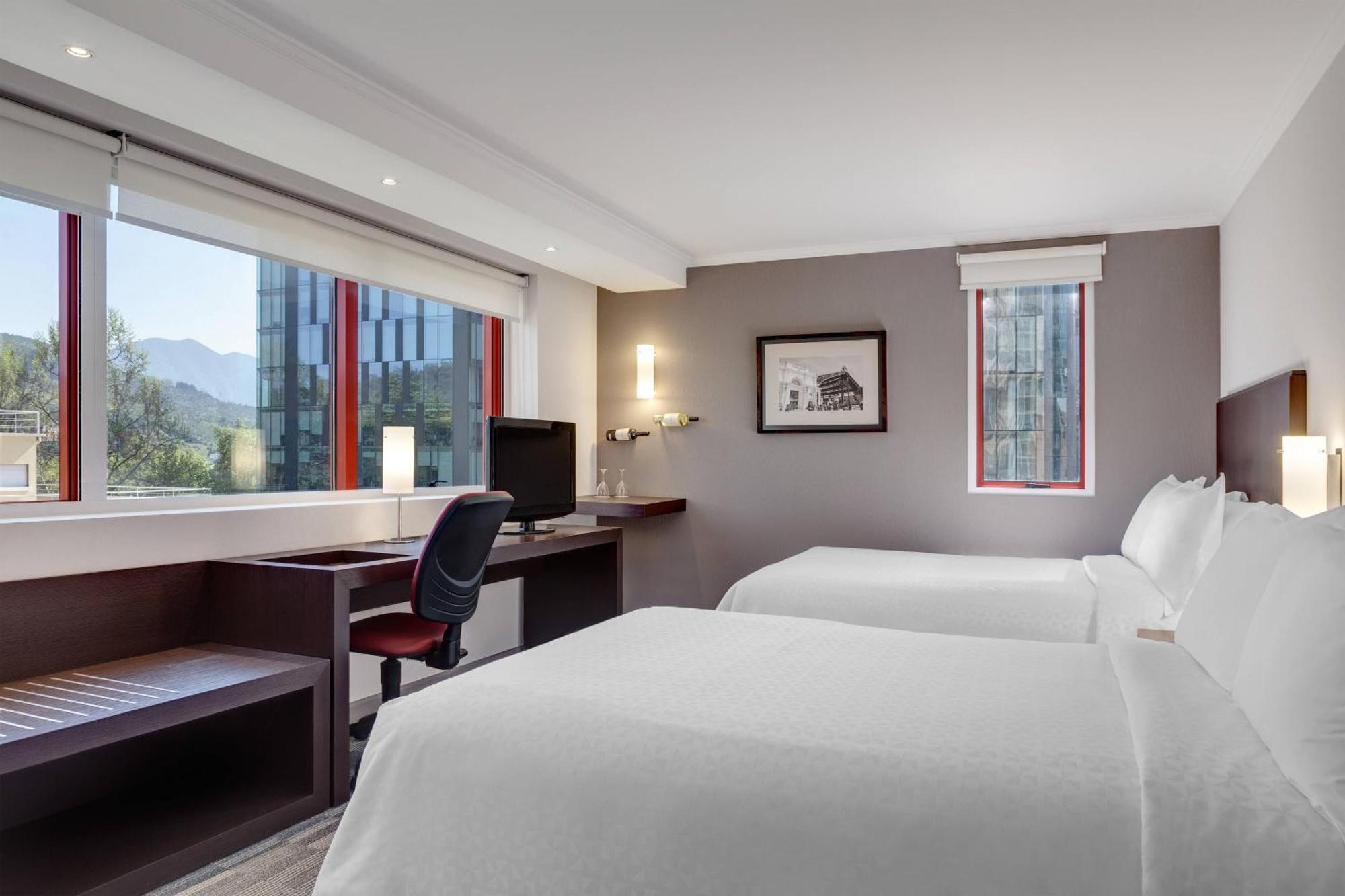 Four Points By Sheraton Santiago