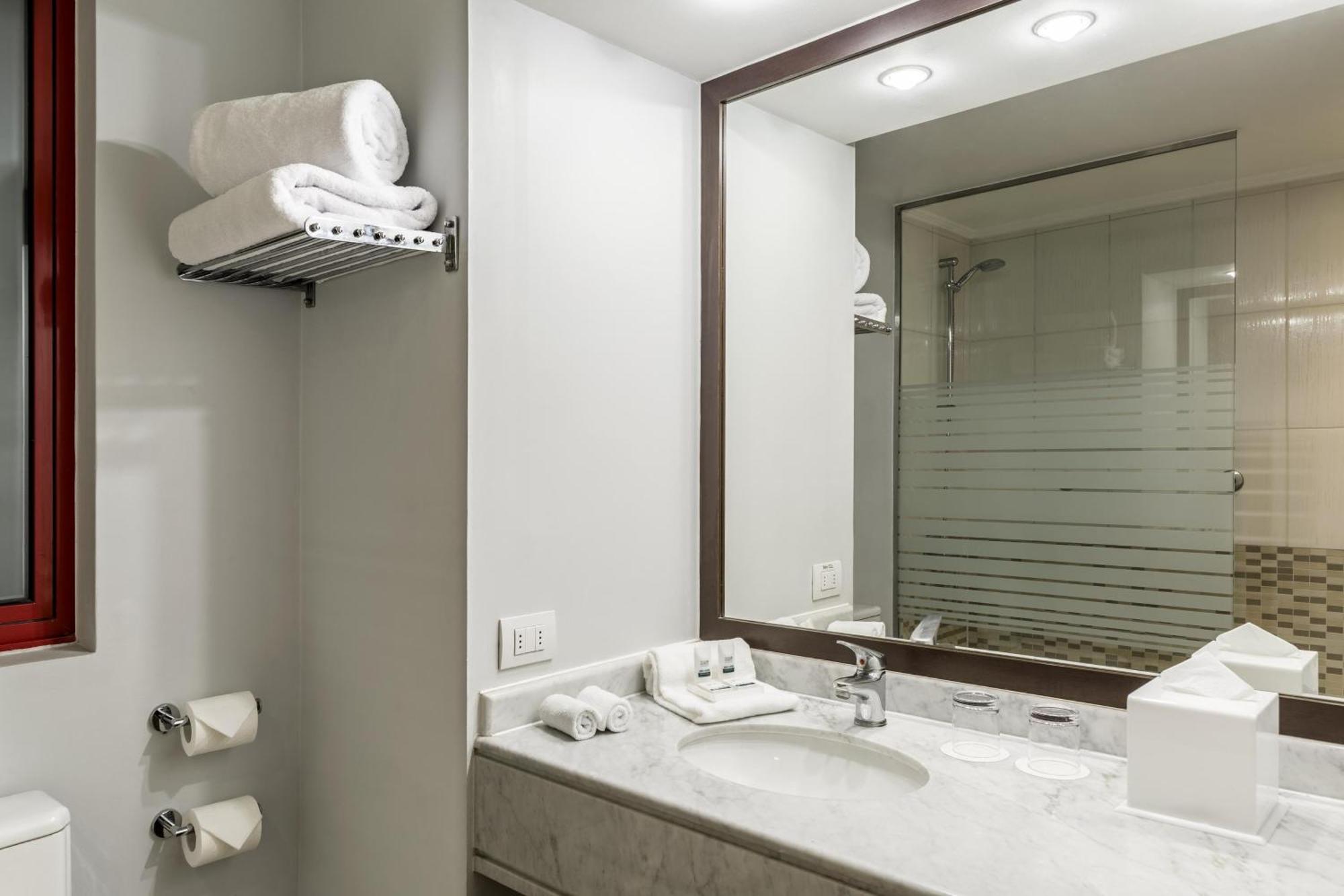 Four Points By Sheraton Hotel 4*