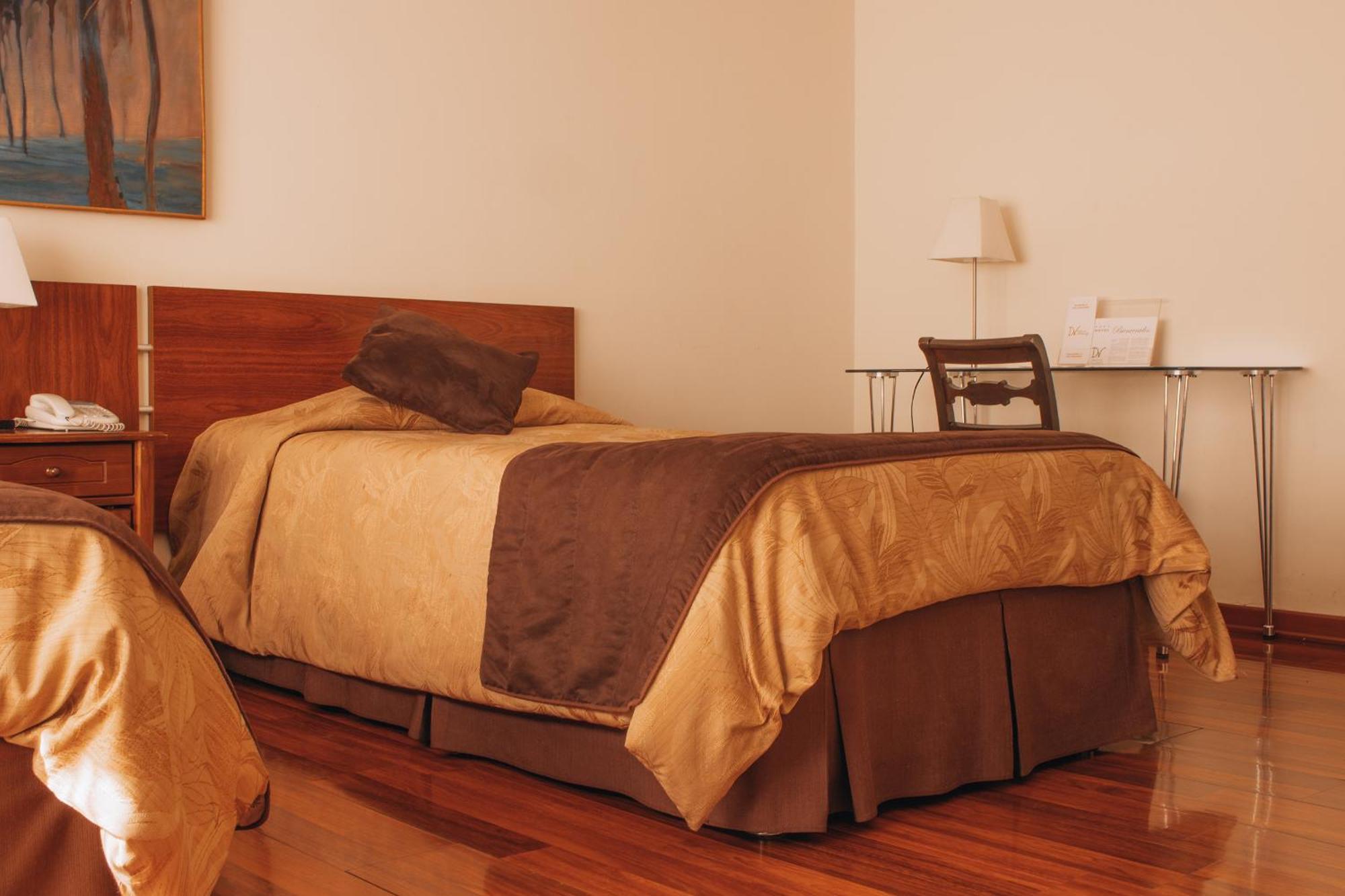 Hotel Diego De Velazquez 3*