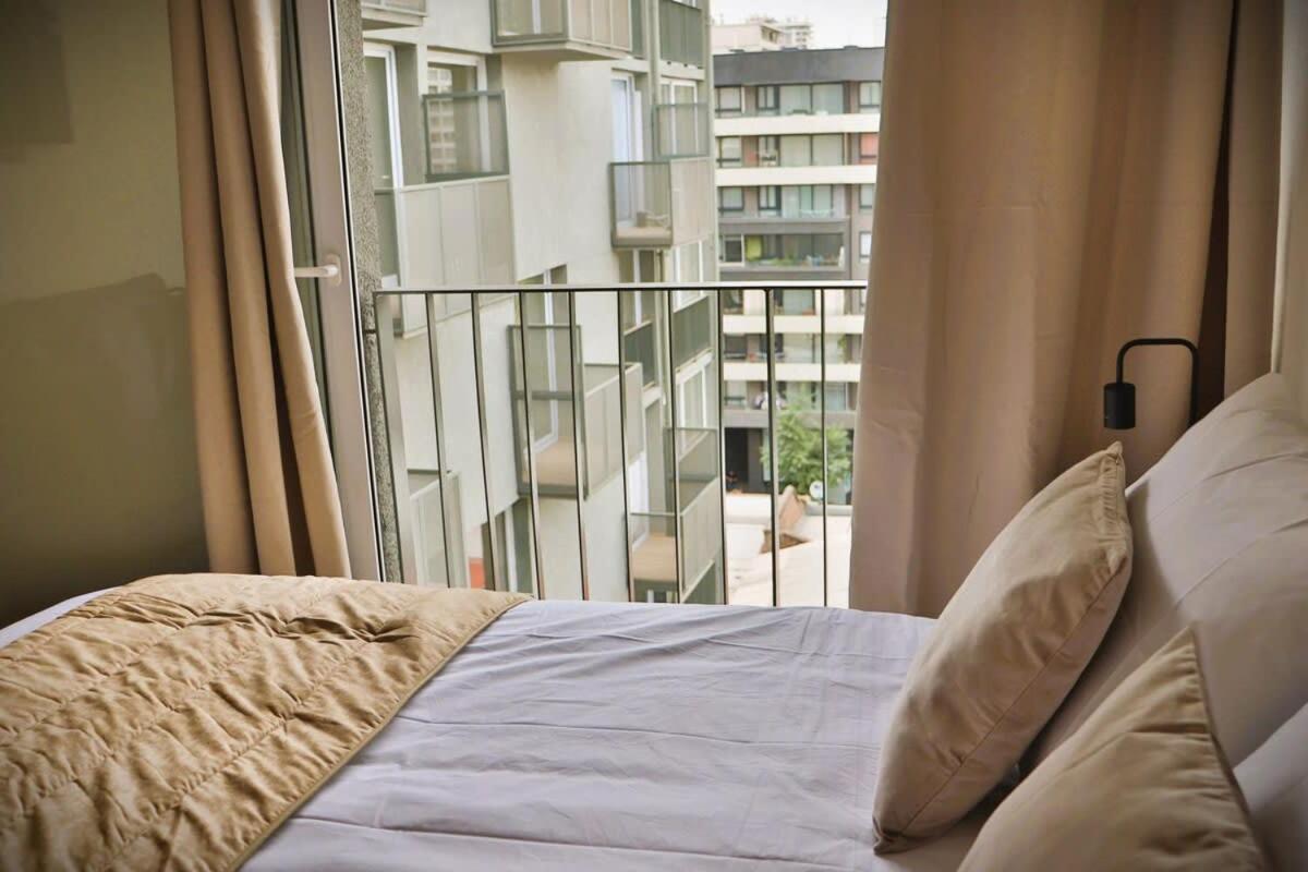 Hom I Acogedor En Centro Curico * Santiago