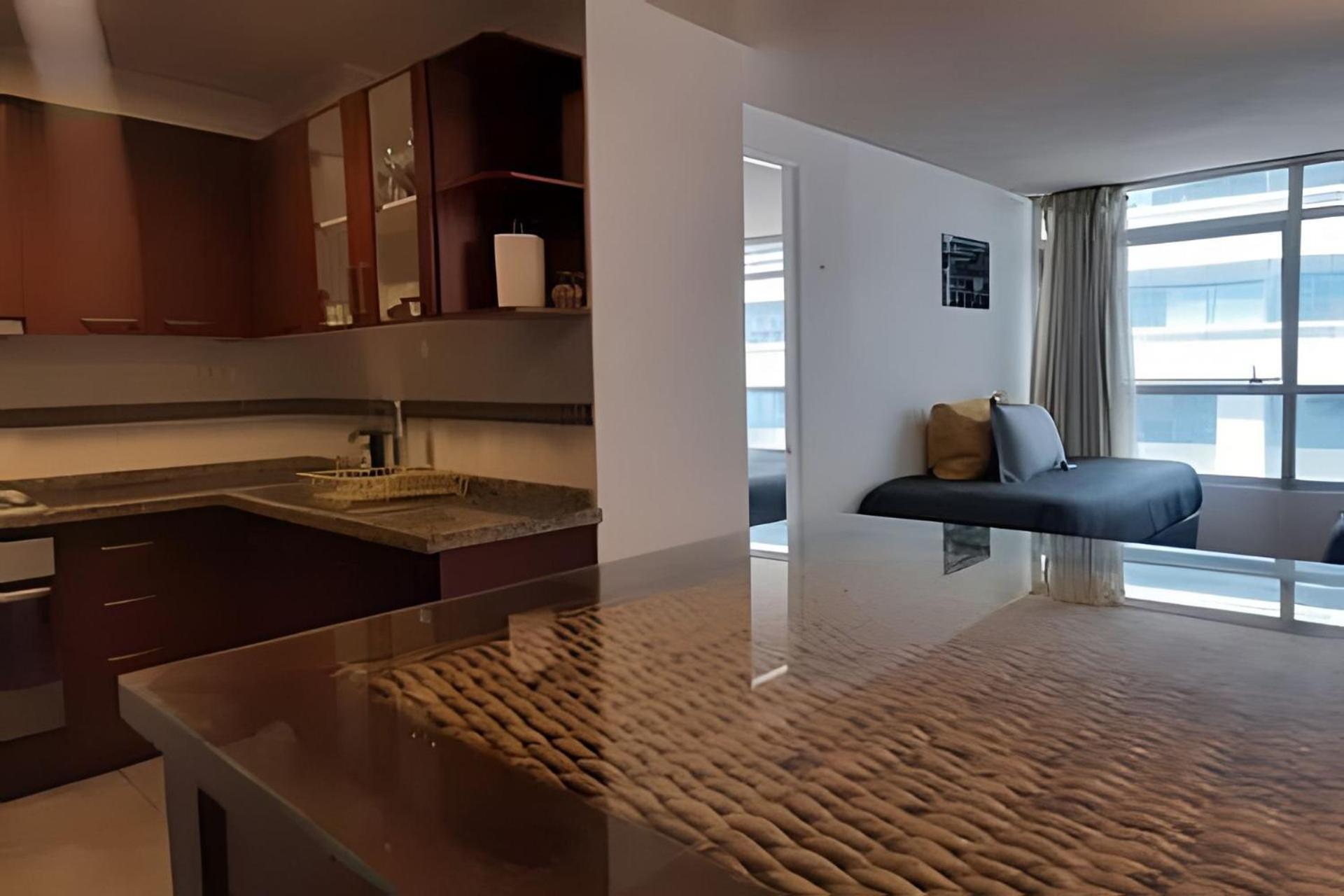 Living Moneda Apartment