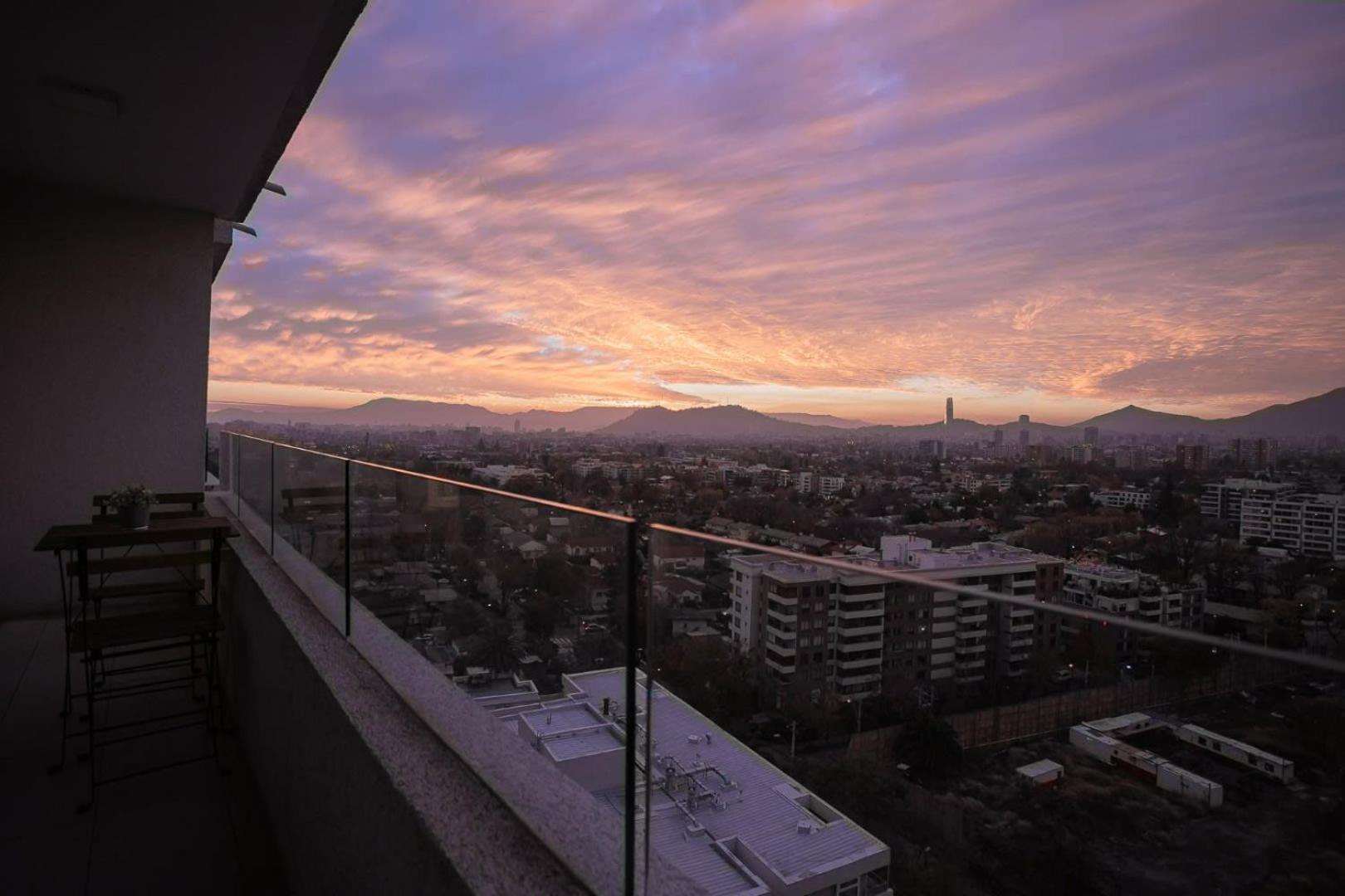 Encanto Y Comodidad En Nuestro Departamento Santiago