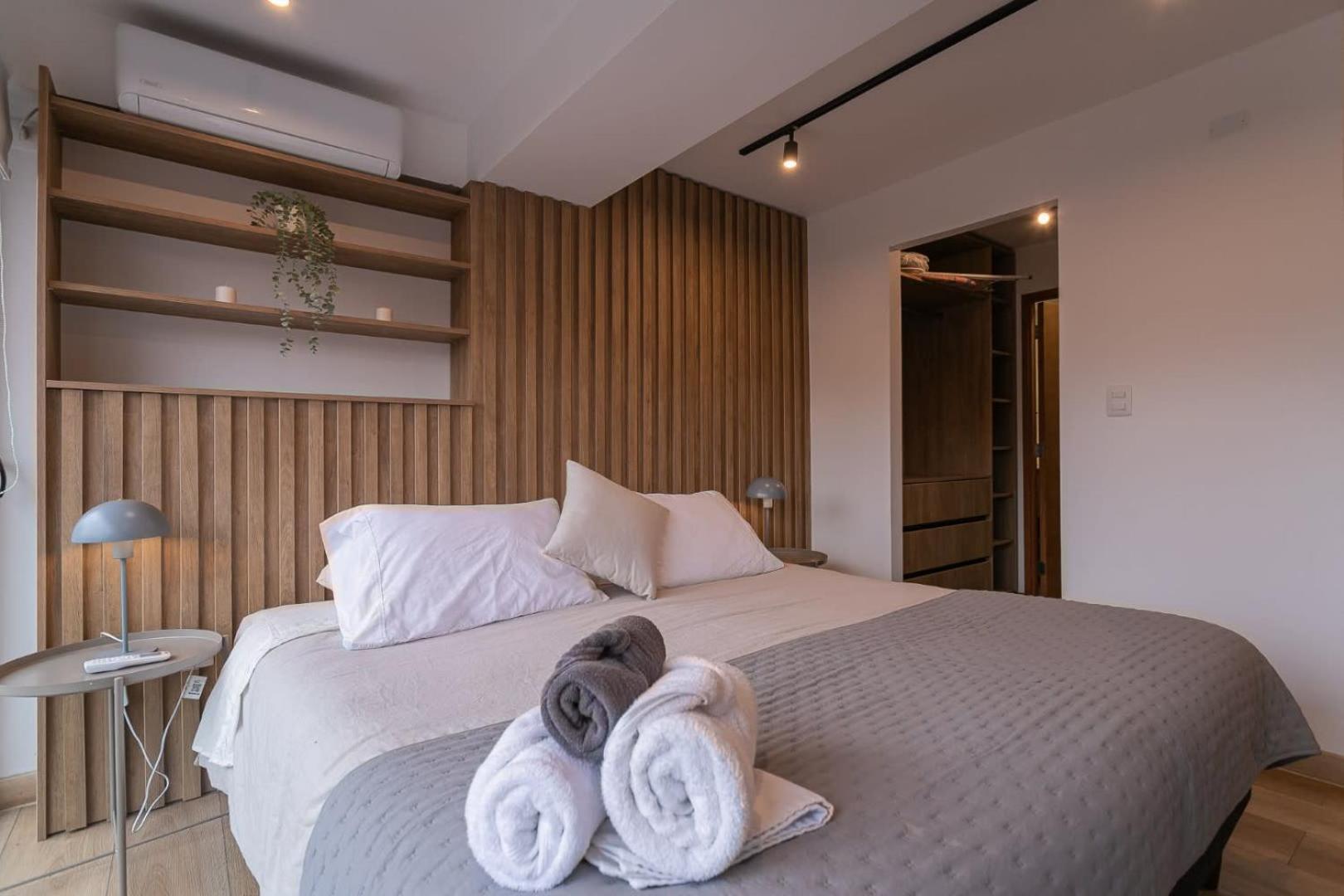 Vive La Modernidad Estudio En Barrio El Golf * Santiago