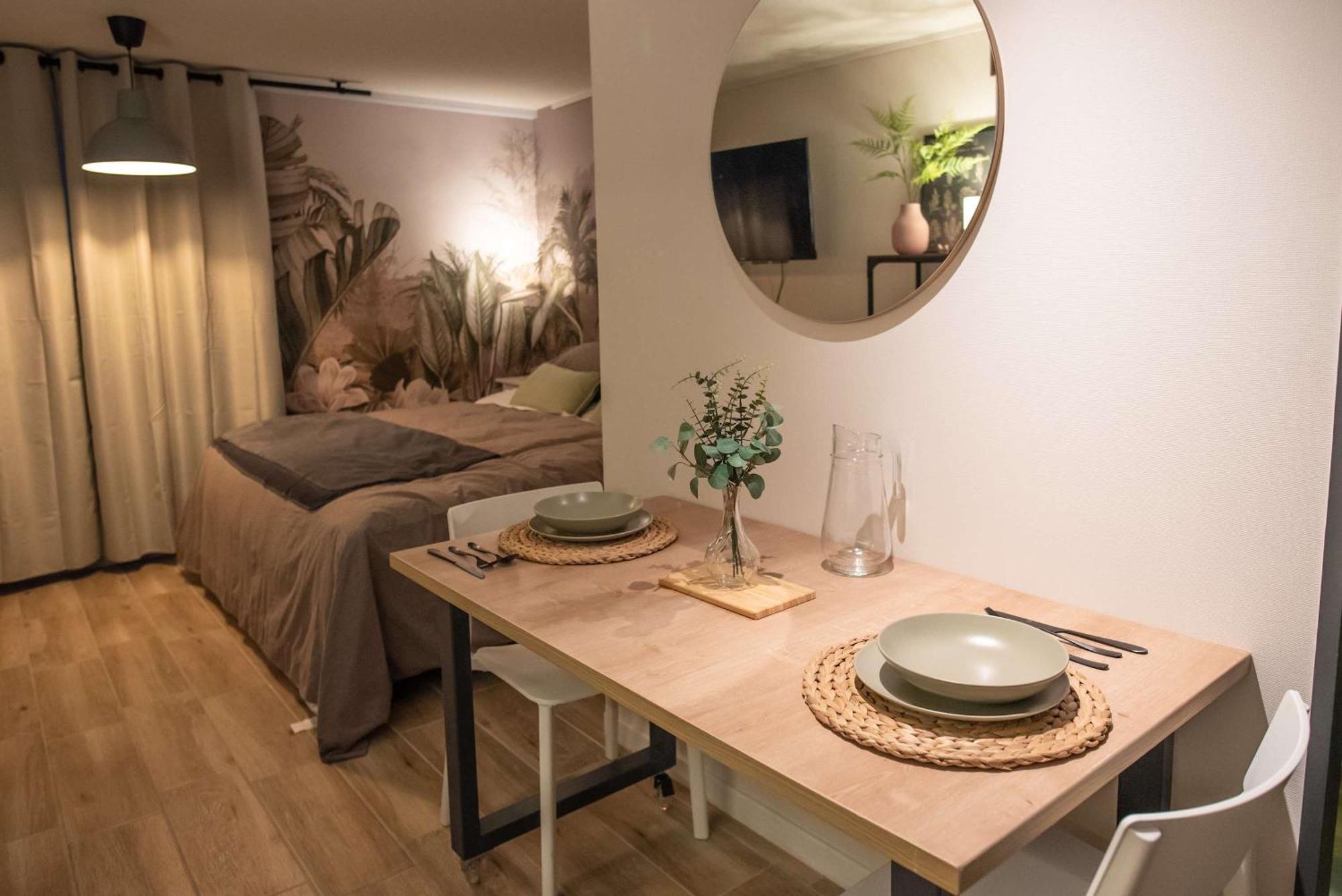 Hom I Nuevo Y Luminoso Con Terraza En Santiago
