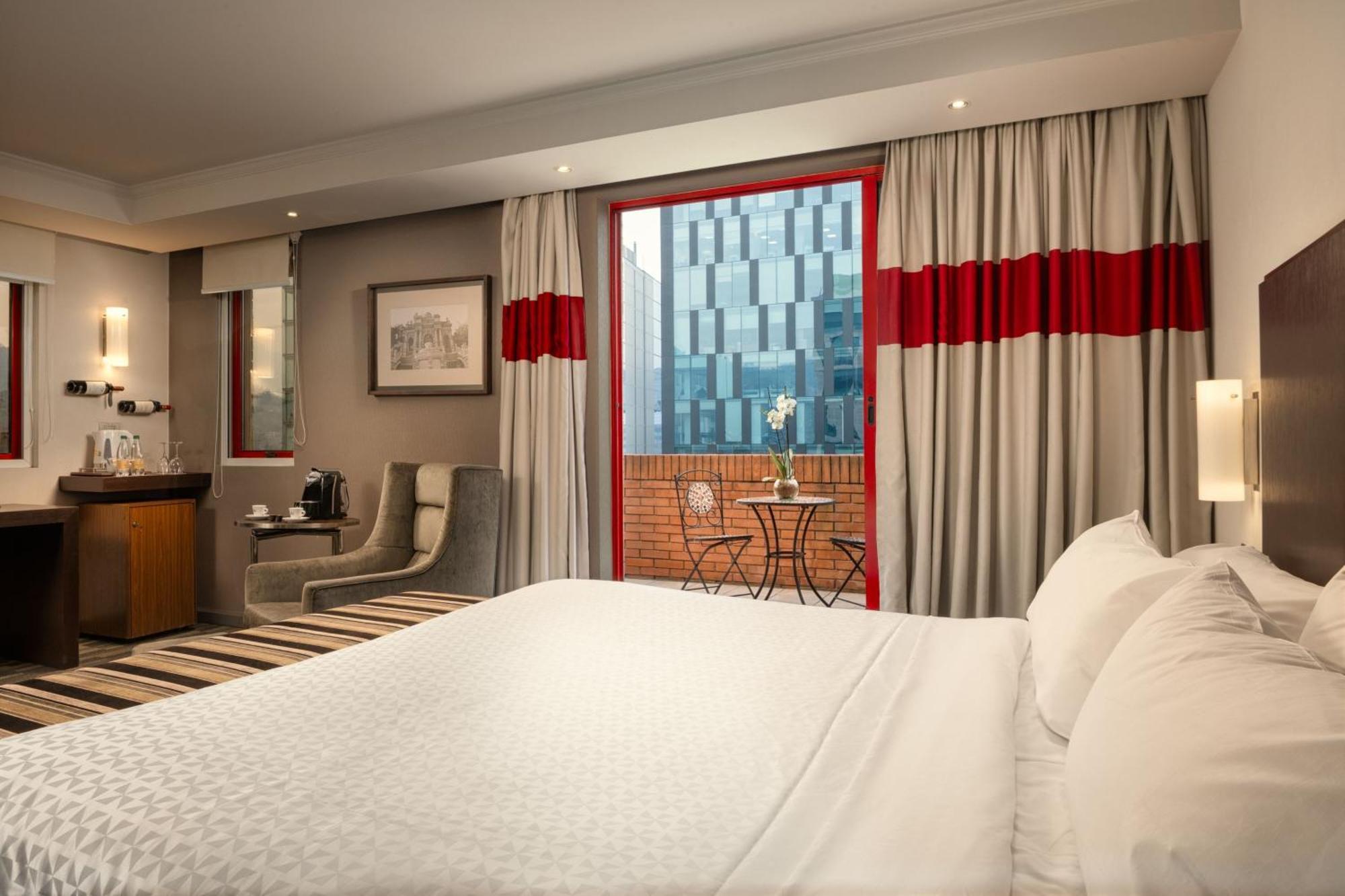 Four Points By Sheraton Hotel