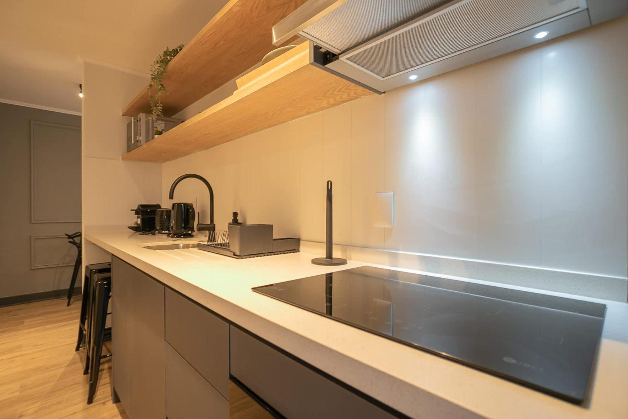2bd2br In The Area Of *