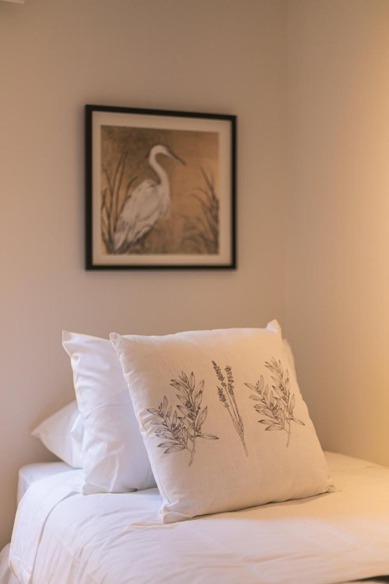 2bd2br In The Area Of Apartamento Santiago