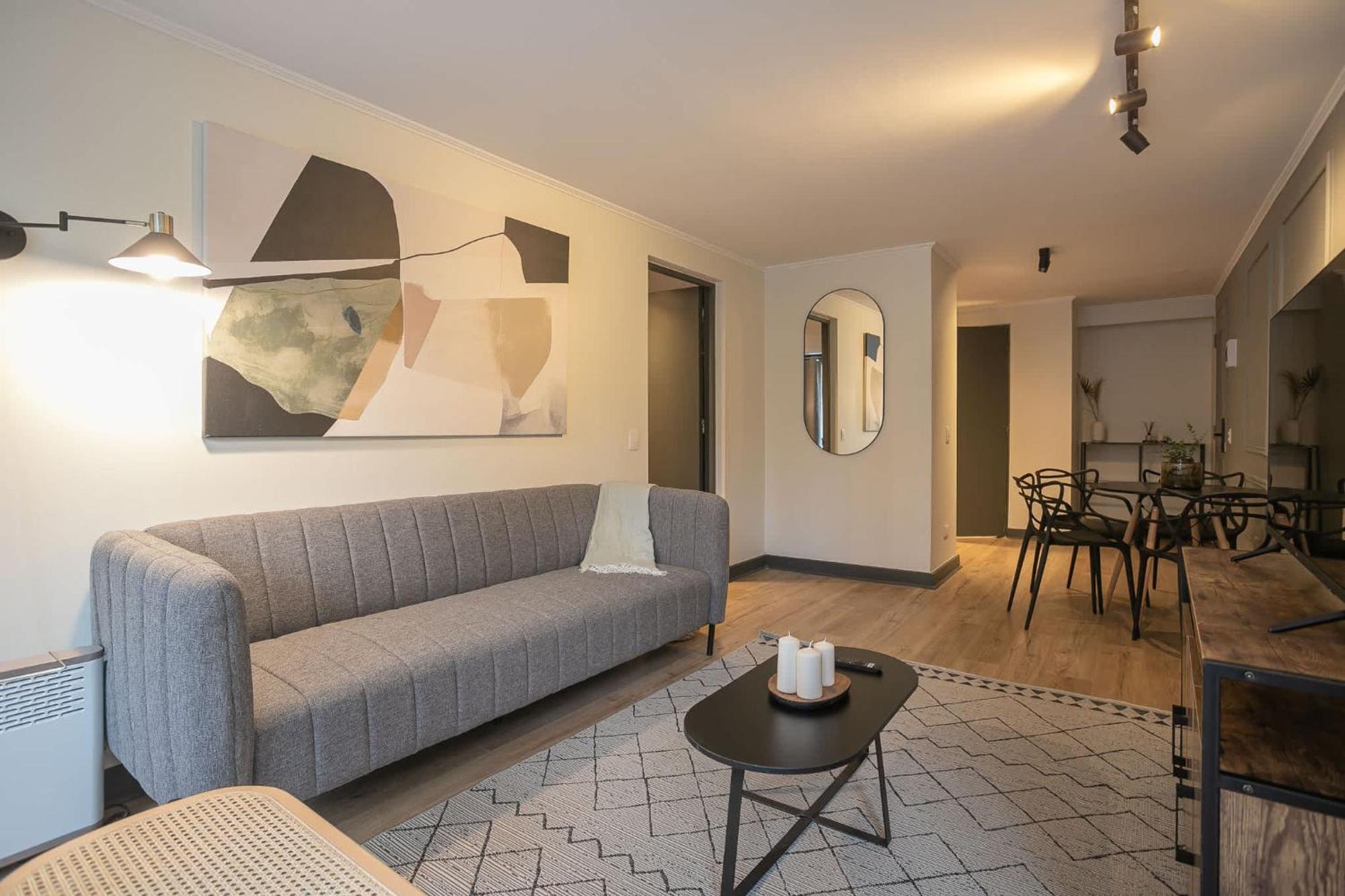 2bd2br In The Area Of