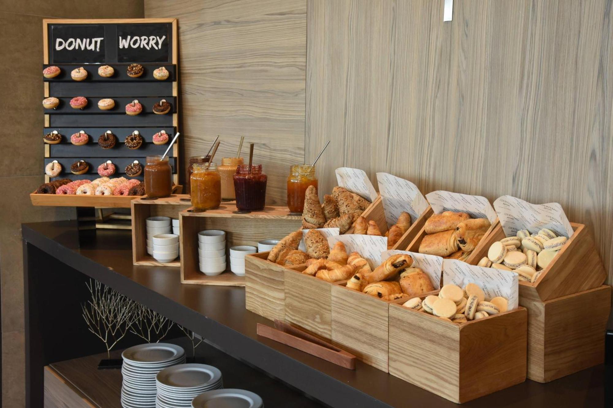 Courtyard By Marriott Condes Hotel Santiago de Chile