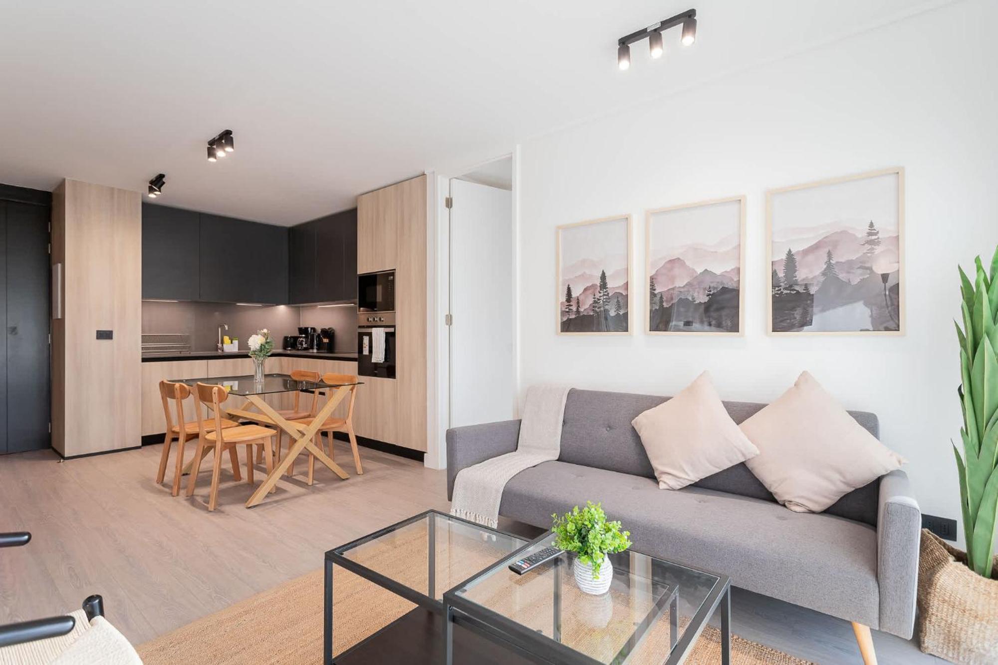 Enjoy The Space 2br 2ba Parque Araucano Sector *