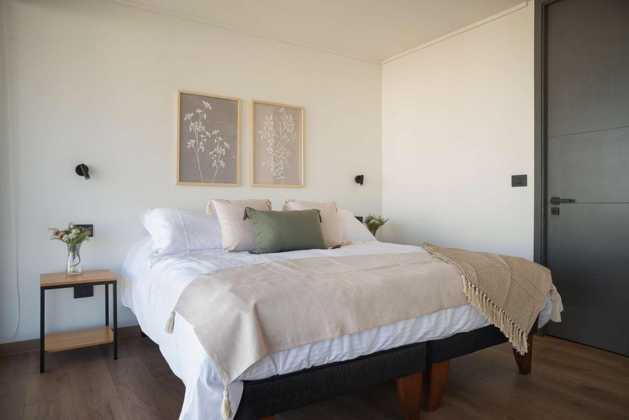 Stylish 2br Retreat In Condes Oasis * Santiago