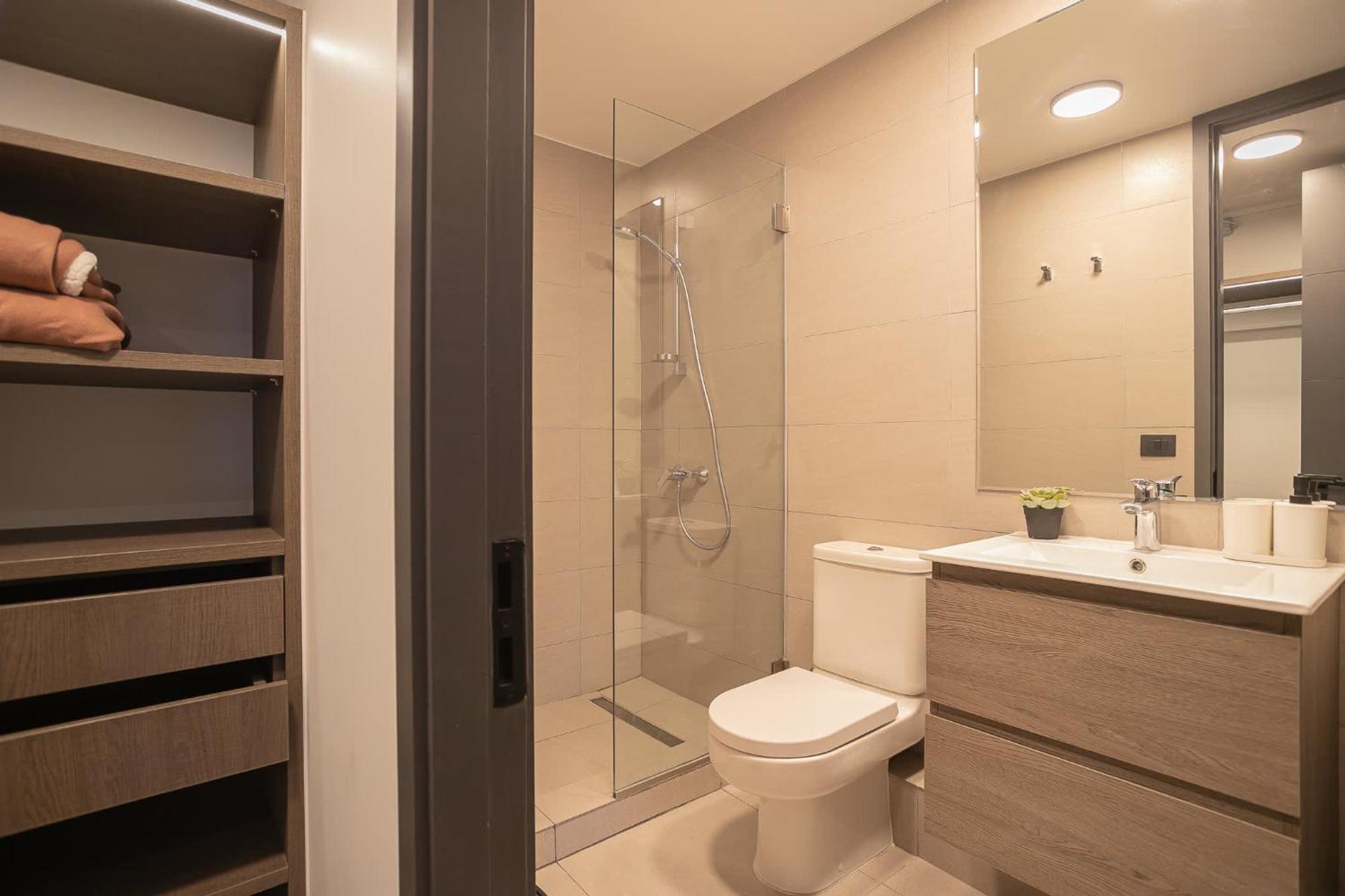 Apartamento Elegancia En Condes 2d2b Con Estilo *