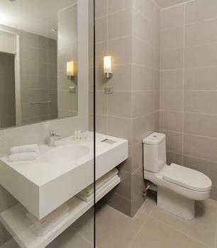 Courtyard By Marriott Condes Hotel Santiago de Chile