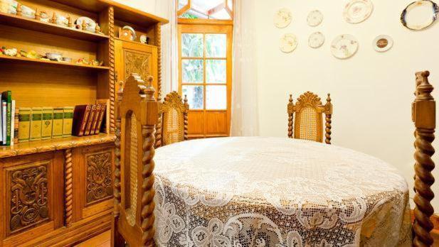 Alojamiento Alberto Magno Bed and breakfast Santiago de Chile