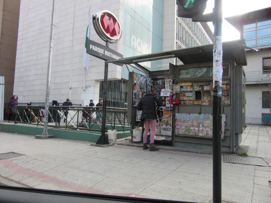 Căn hộ Departamento Metro Parque Bustamante Santiago