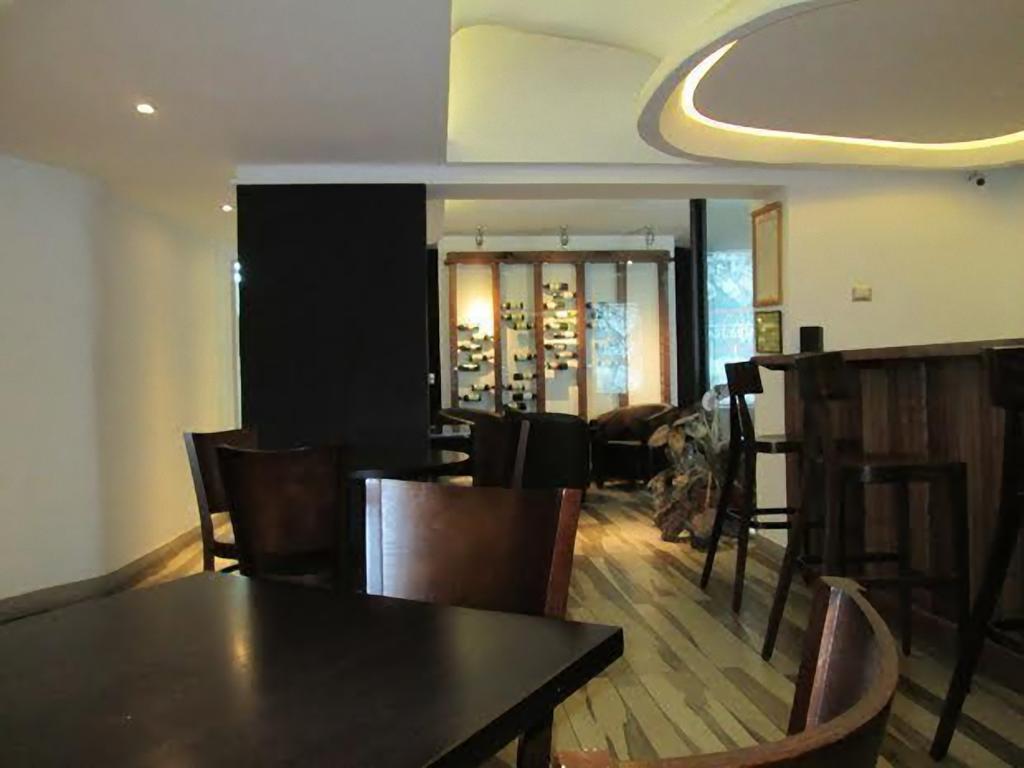 Hotel Montecarlo Santiago
