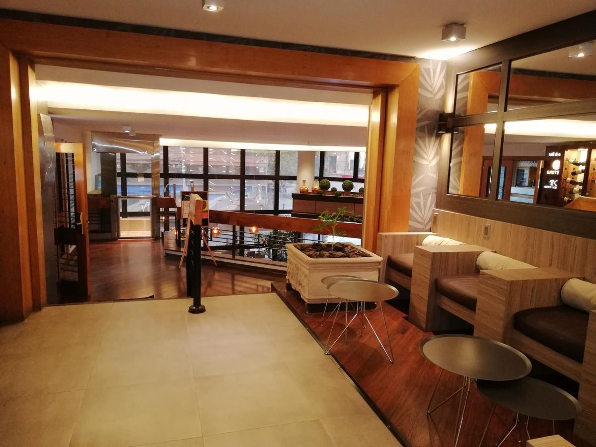 Hotel Diego De Velazquez