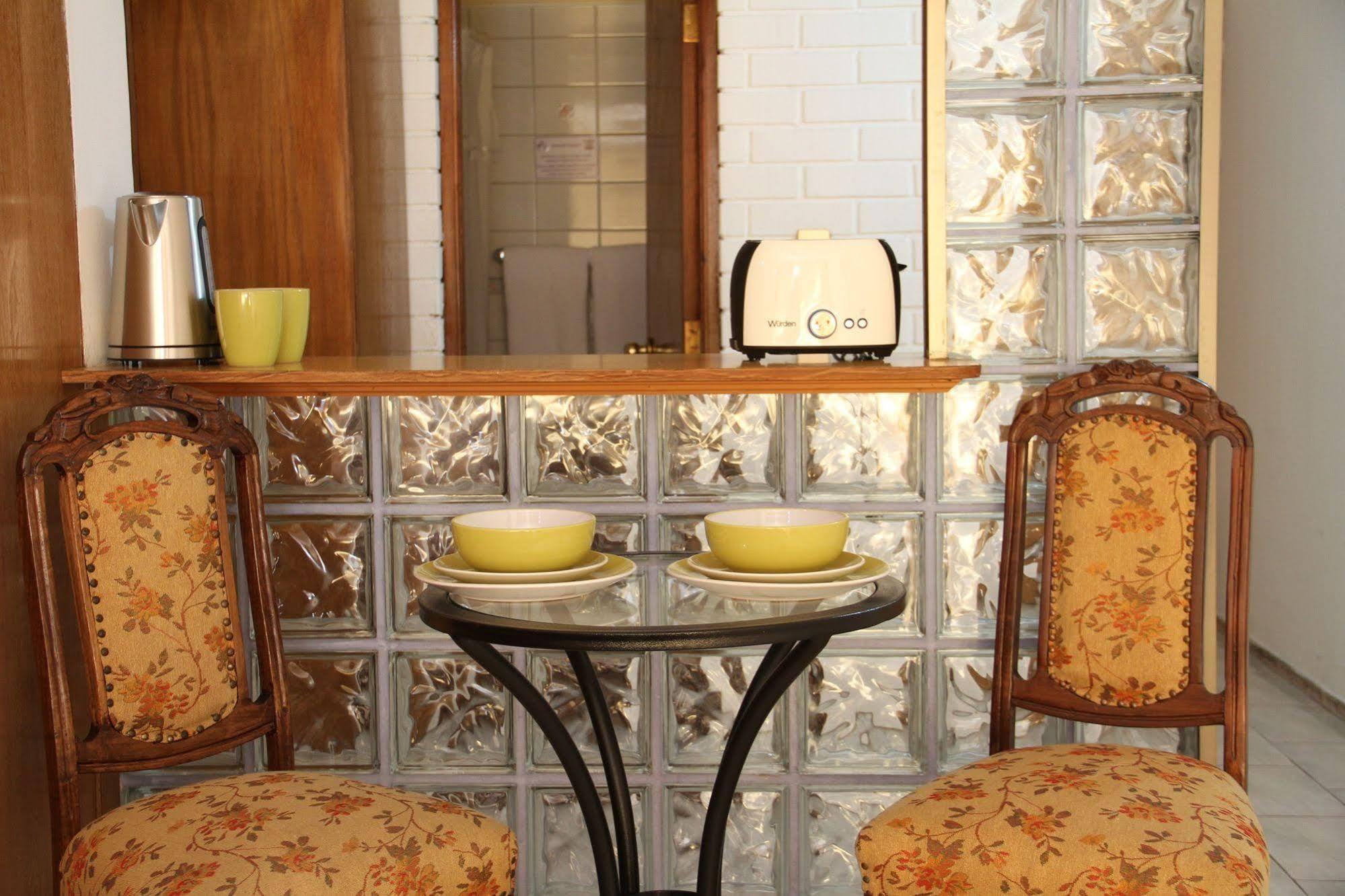 Windsor Khách sạn 3*