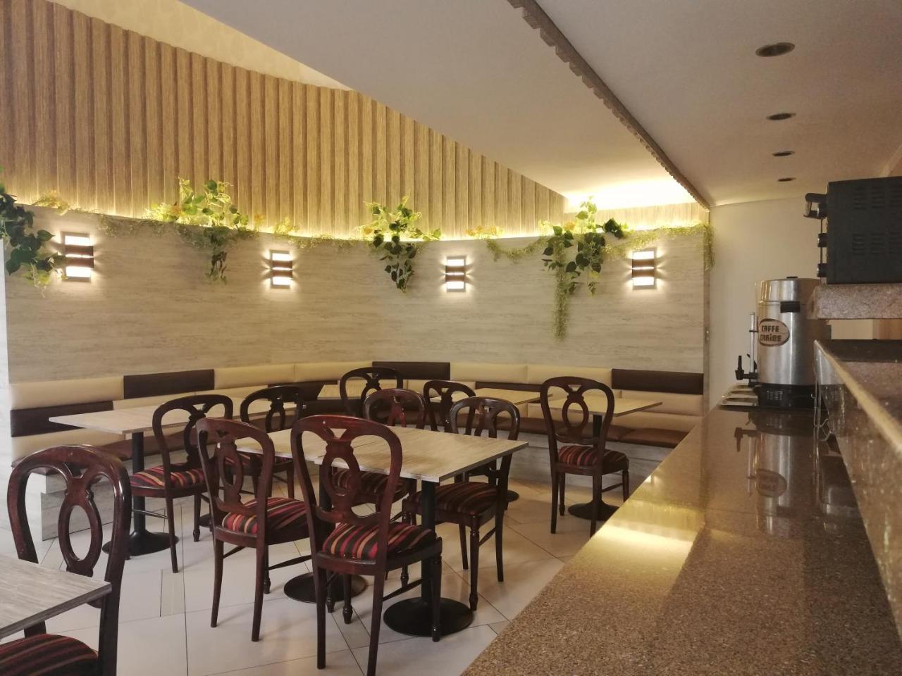 Montecarlo Hotel 3*