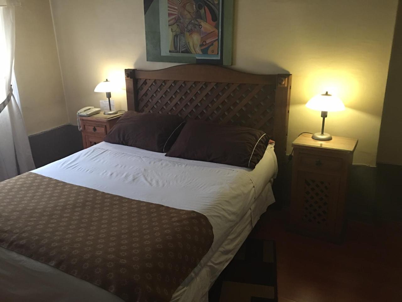 Quito Khách sạn Santiago